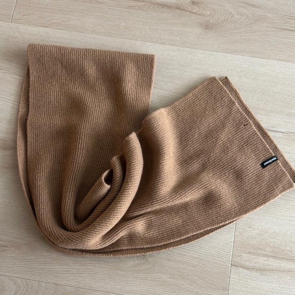 Patagonia Tan Knit Scarf - Picture 3 of 4